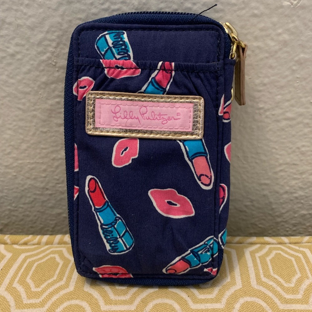 Lilly Pulitzer Wristlet.
